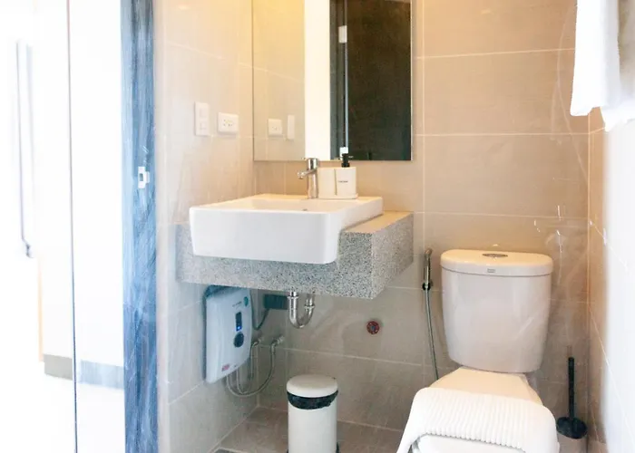 Uptown Parksuites Tower 2 Bgc By Ph Staycation Apartment *