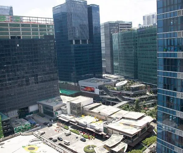 Uptown Parksuites Tower 2 Bgc By Ph Staycation Apartment