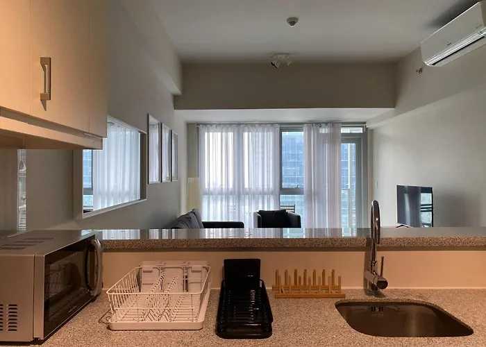 Apartment Uptown Parksuites Tower 2 Bgc By Ph Staycation *