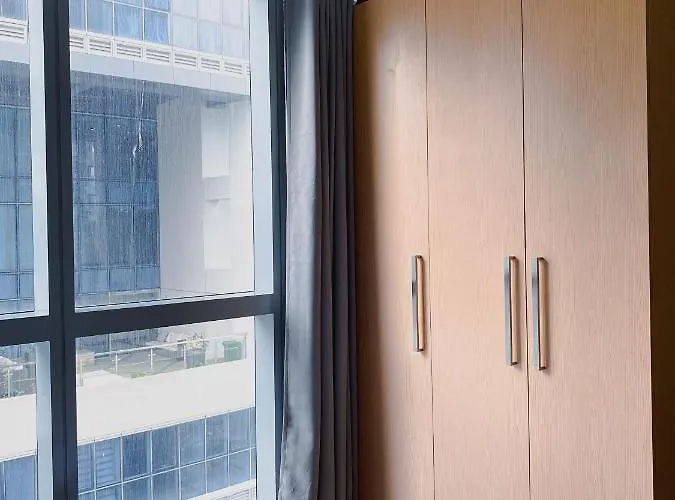Uptown Parksuites Tower 2 Bgc By Ph Staycation Apartment Manila