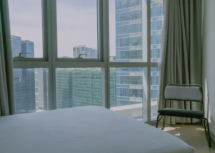 Uptown Parksuites Tower 2 Bgc By Ph Staycation Apartment