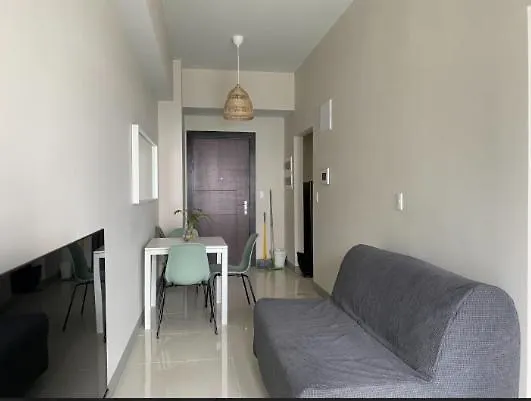 Apartment Uptown Parksuites Tower 2 Bgc By Ph Staycation *