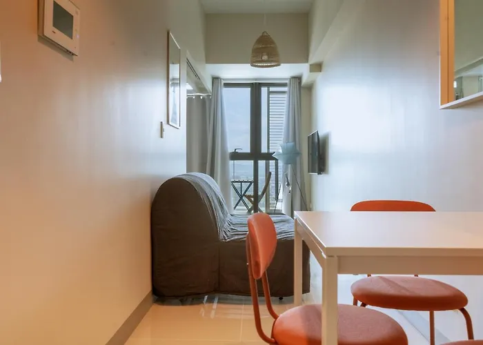 Apartment Uptown Parksuites Tower 2 Bgc By Ph Staycation *