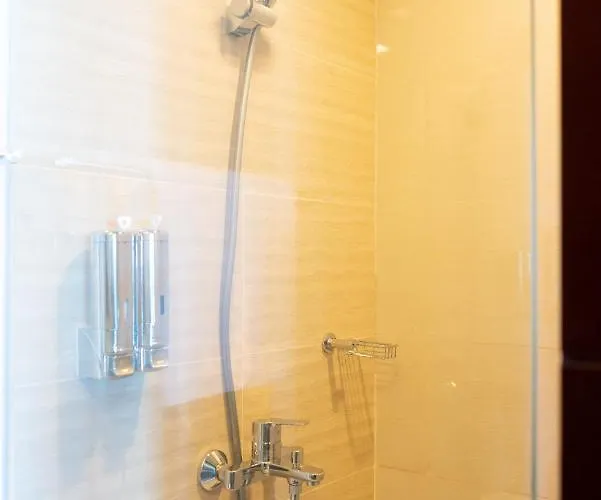 Apartment Uptown Parksuites Tower 2 Bgc By Ph Staycation