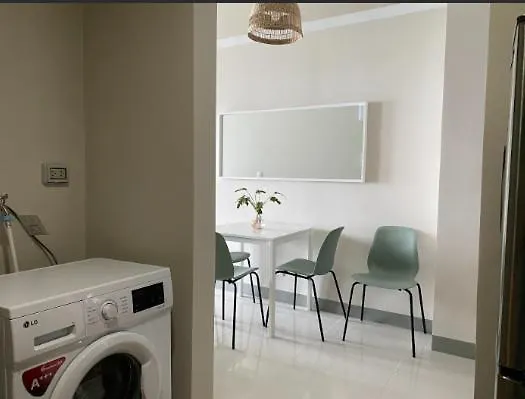Apartment Uptown Parksuites Tower 2 Bgc By Ph Staycation